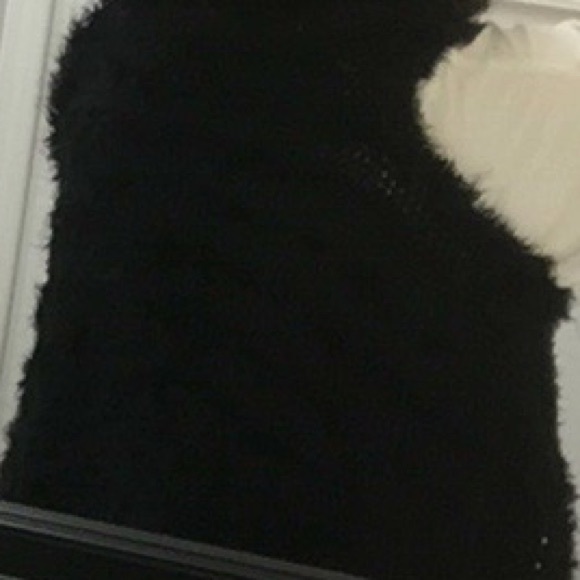 Nygaard Supersoft stretchy Elegant vest/ faux fur - Picture 4 of 10